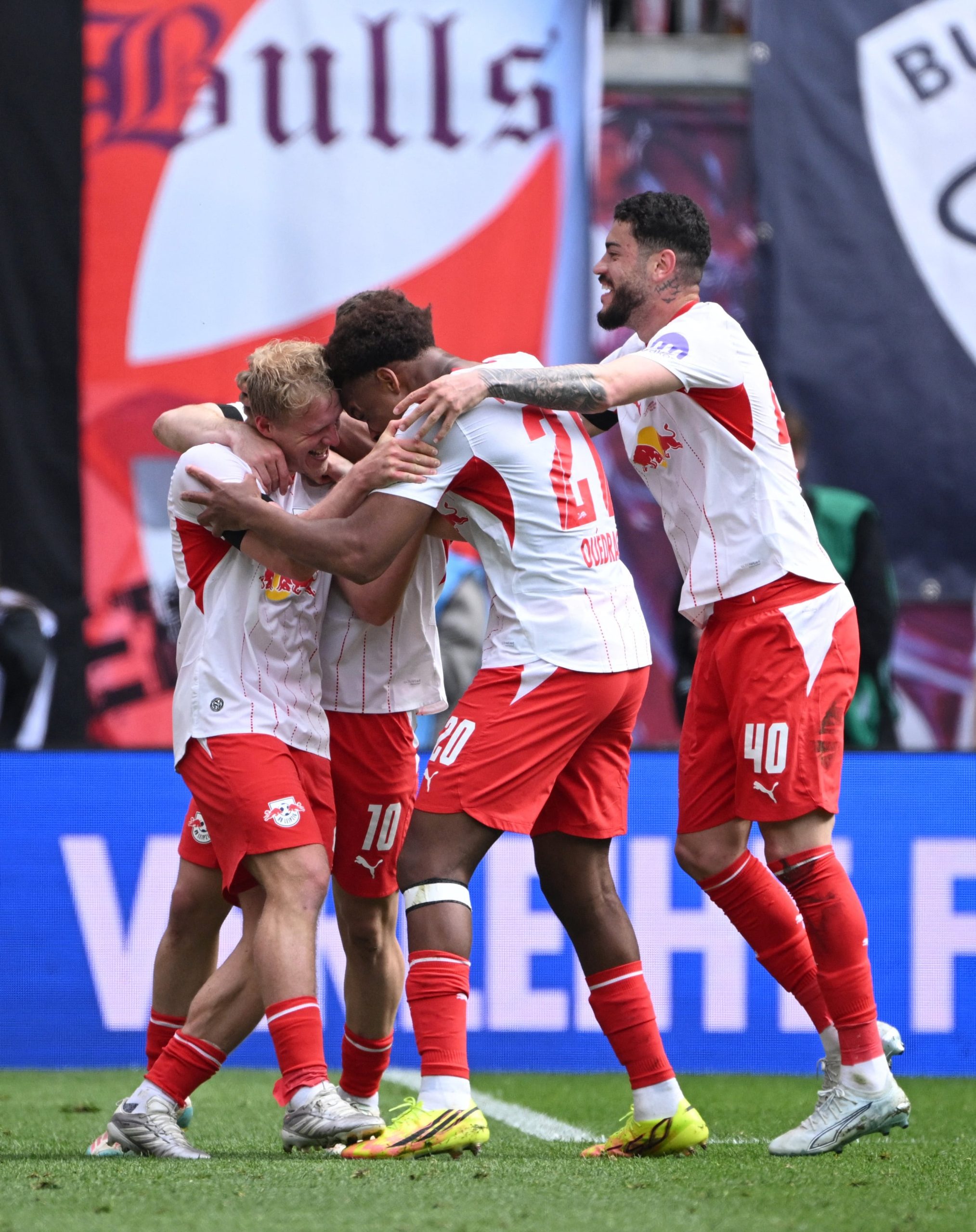 RB Leipzig vs FC St. Pauli por la fecha 33 de la Bundesliga de Alemania del 2026.