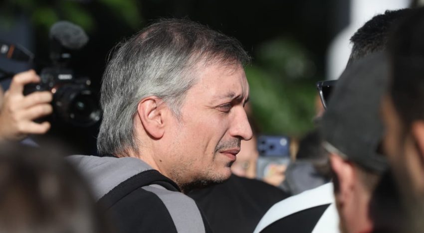 Operaron a Máximo Kirchner en La Plata: el diputado no especificó el tipo de cirugía