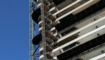 Créditos hipotecarios: el dilema de los bancos para prestar a 20 o 30 años con los depósitos que captan a 30 días