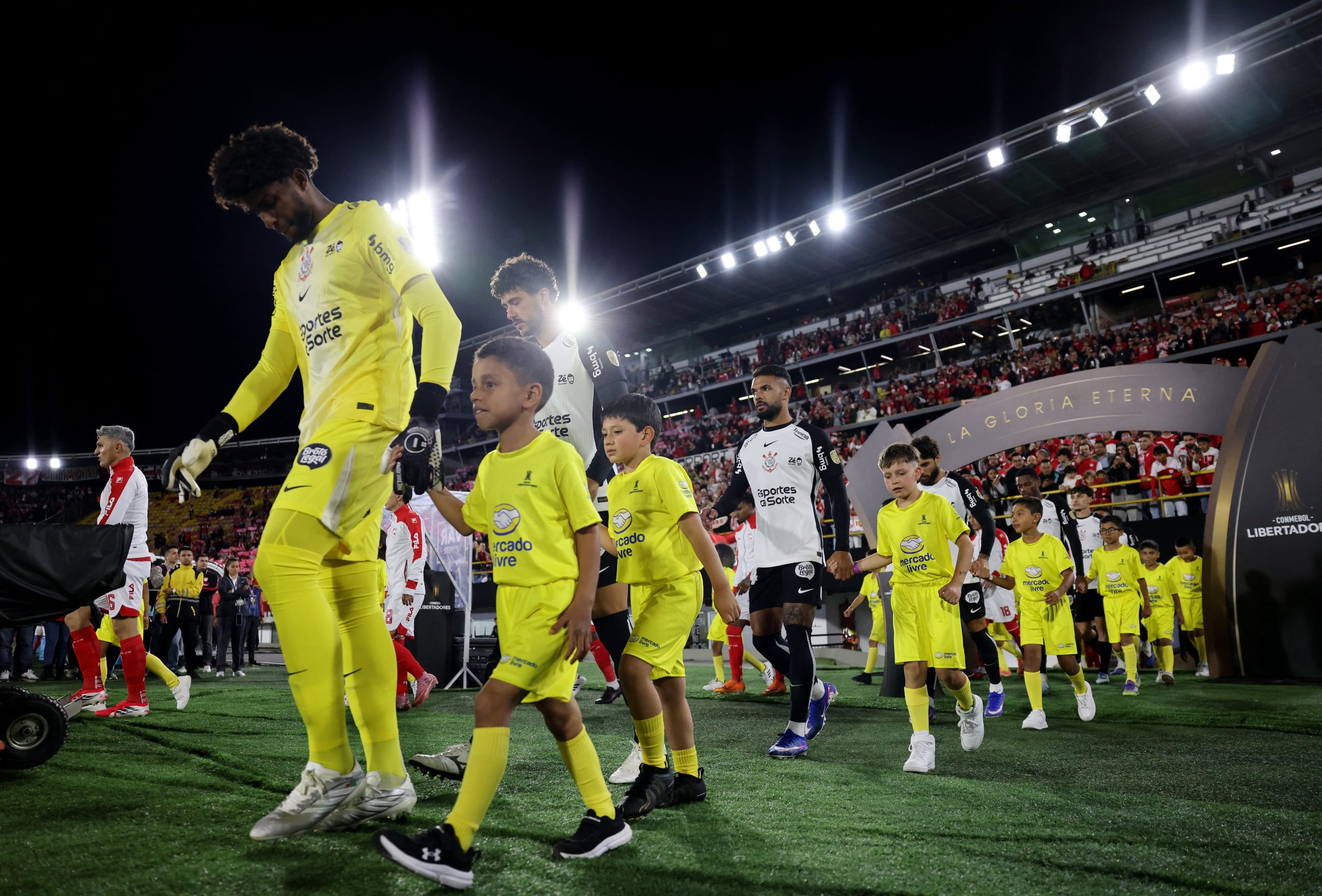 Santa Fe vs Corinthians por la fase de grupos de la Copa Libertadores del 2026.