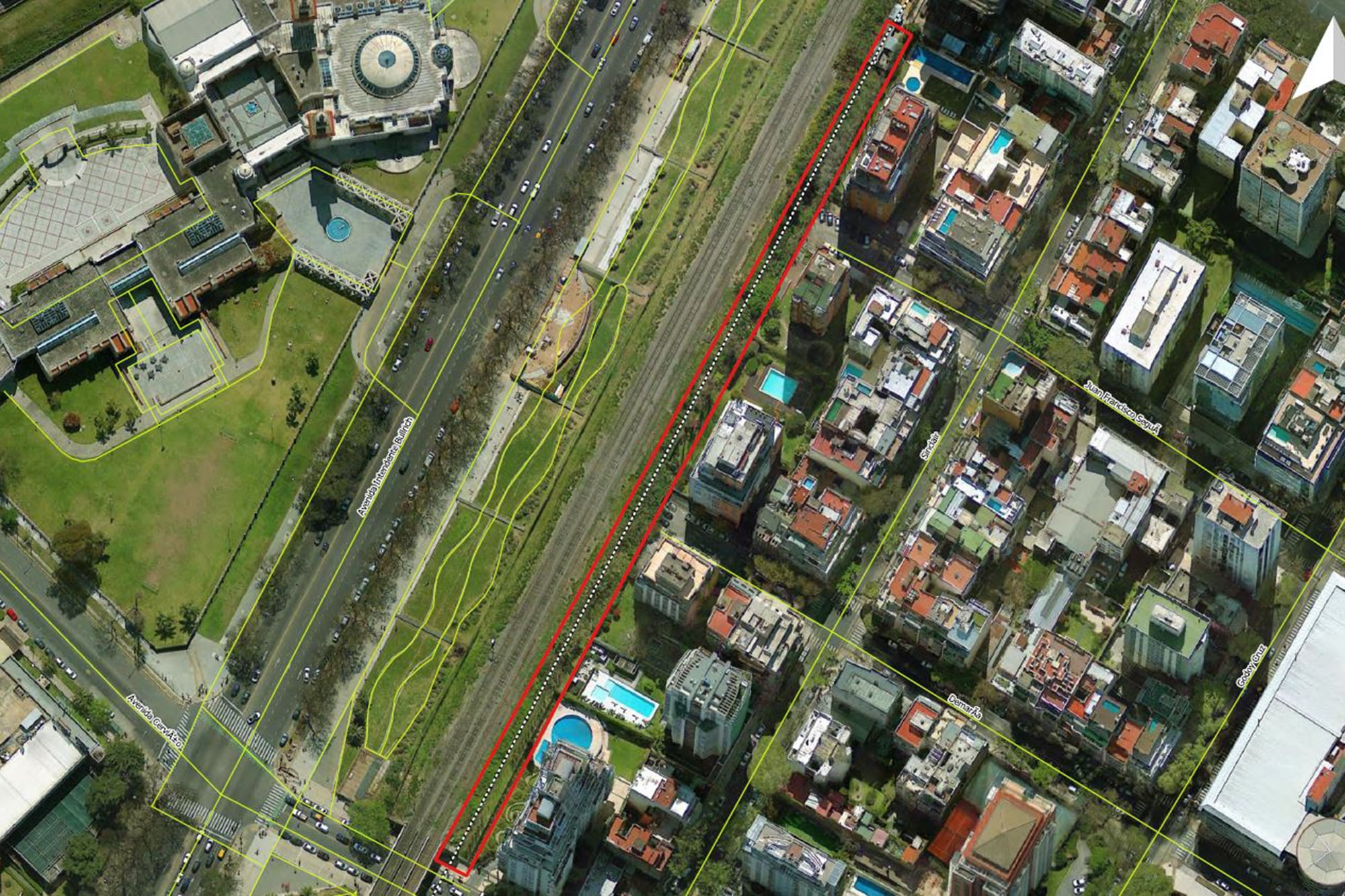 El terreno tiene 3014,36 m2 y está ubicado en Avenida del Libertador 3880