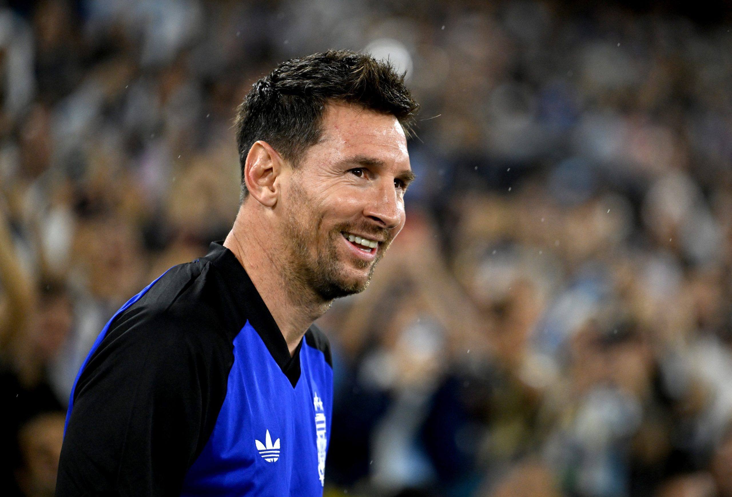 Messi apuesta por el fútbol femenino: el proyecto que prepara en el UE Cornellà (foto: Reuters)