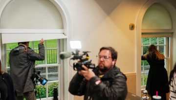 Video: fuerte despliegue policial alrededor de la Casa Blanca por un tiroteo que dejó al menos dos heridos