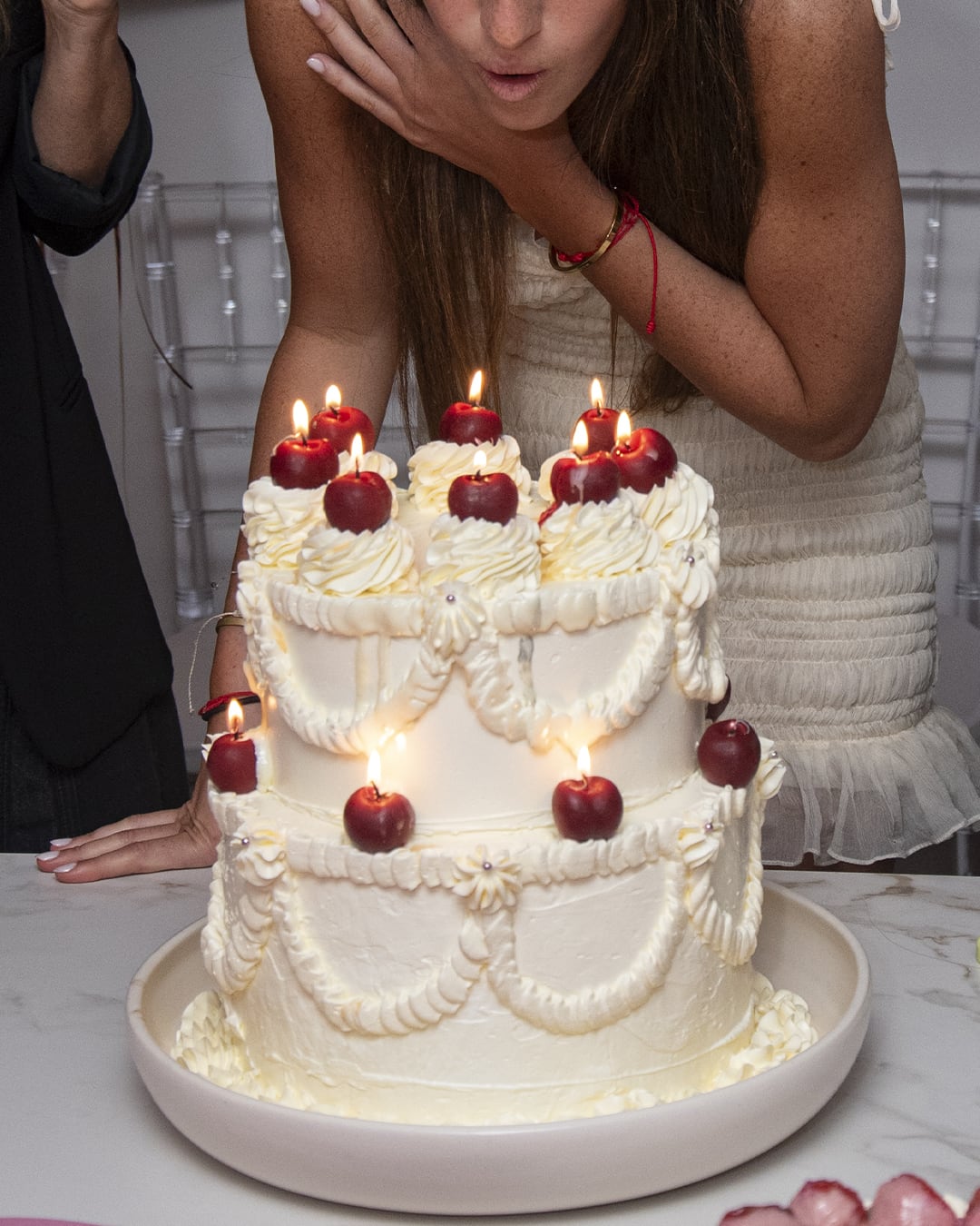 La torta con las velas cereza son las más pedidas