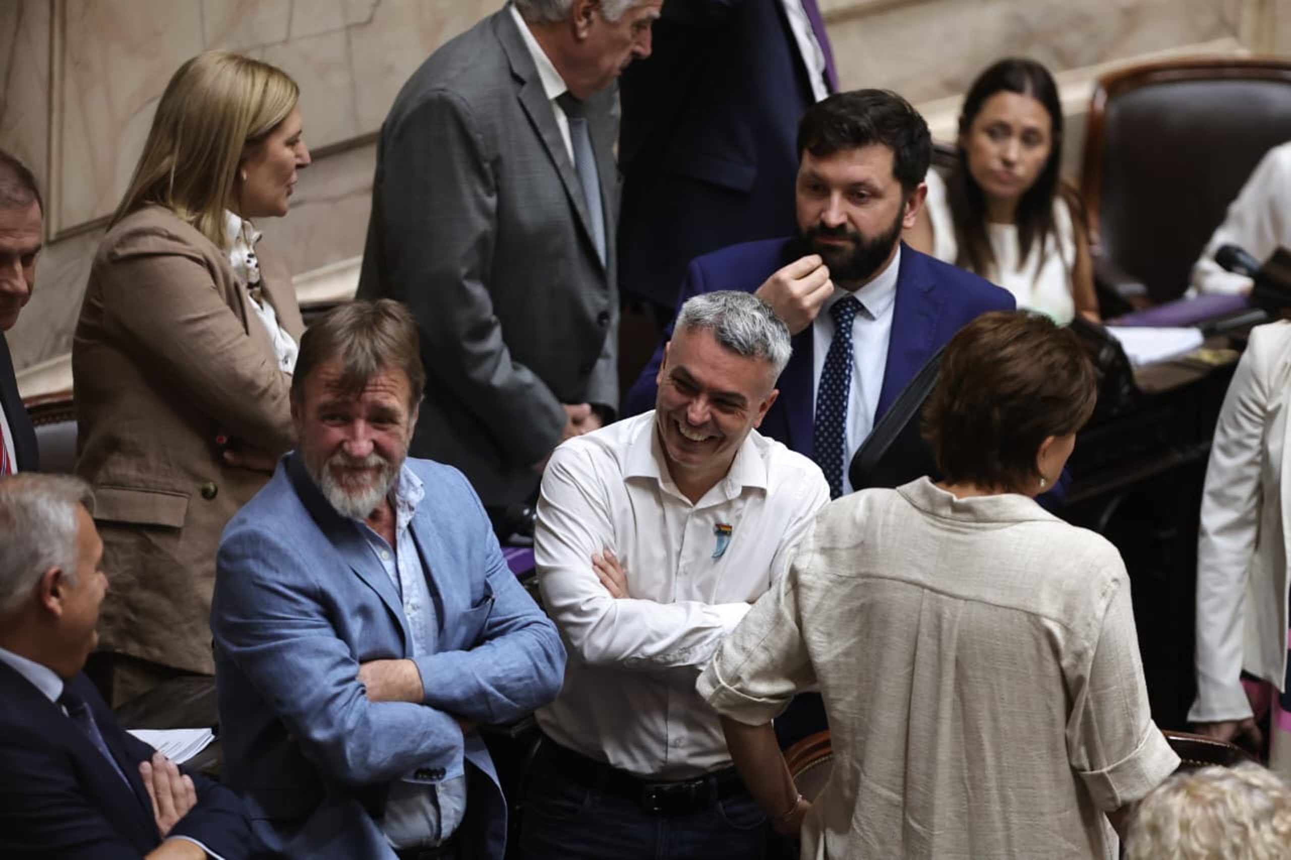 Esteban Paulón y el bloque de Provincias Unidas, promotores de la sesión especial