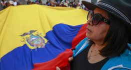 Ecuador impone un toque de queda en nueve provincias para frenar la violencia