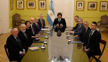 Malestar en el Gobierno: los hermanos Milei mantienen el respaldo a Adorni, pero a la par crece la incomodidad en el Gabinete