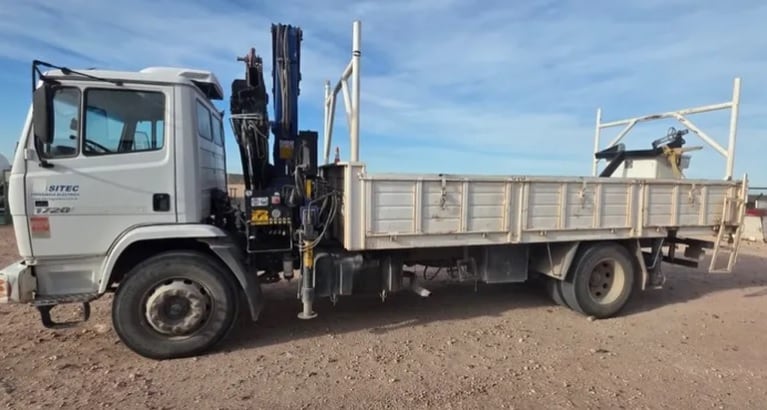 Robo en Vaca Muerta: quedaron filmados mientras se llevaban un camión cargado con cables