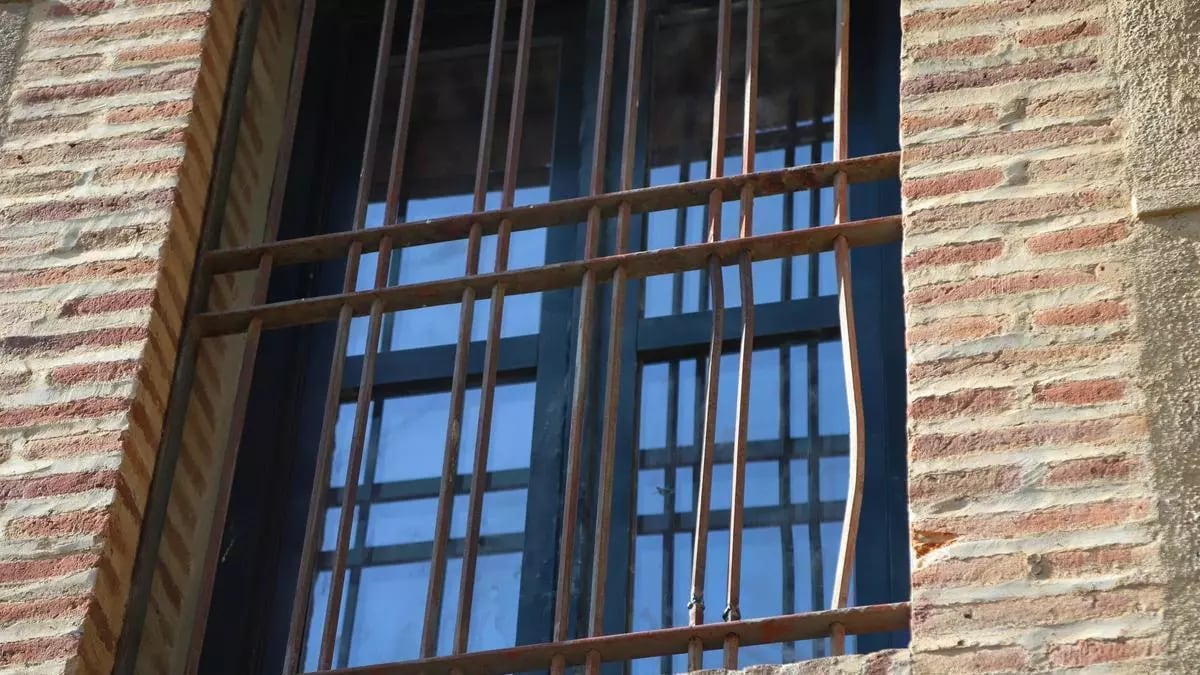 Los ladrones forjaron una reja trasera del museo e ingresaron en la madrugada del sábado