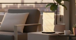 Éxito de ventas en Zara Home: esta lámpara inalámbrica es plegable y de papel
