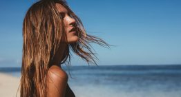 Salud capilar también bajo el sol: las claves para proteger tu melena de la radiación solar este verano