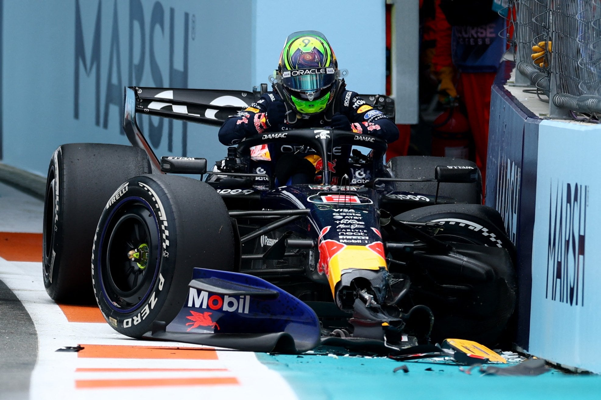 El piloto francés de Red Bull, Isack Hadjar, chocó durante el Gran Premio de Miami y quedó fuera de la competencia