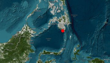 Un terremoto de 7,8 sacudió a Filipinas y se emitió una alerta por tsunami en Indonesia