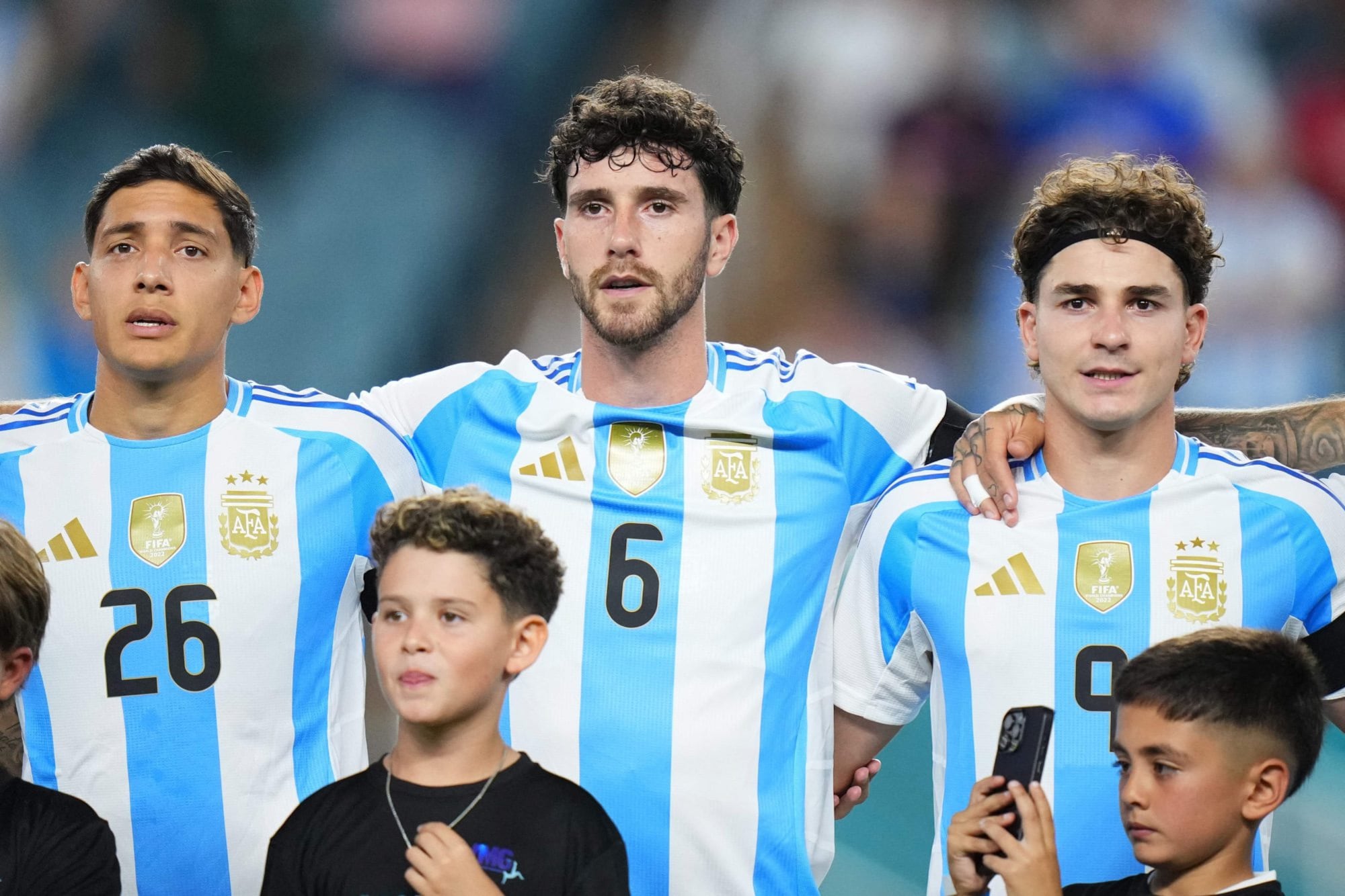 Senesi es el futbolista más pedido por los hinchas en redes