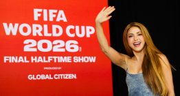 Quién es el cantante nigeriano que acompañó a Shakira en la apertura del Mundial