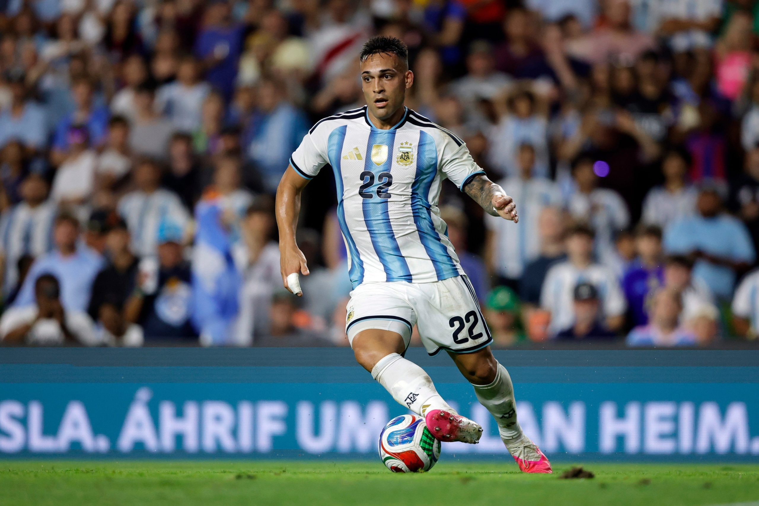 Lautaro Martínez, el segundo máximo goleador de la era Scaloni por detrás de Lionel Messi, sería titular ante Argelia
