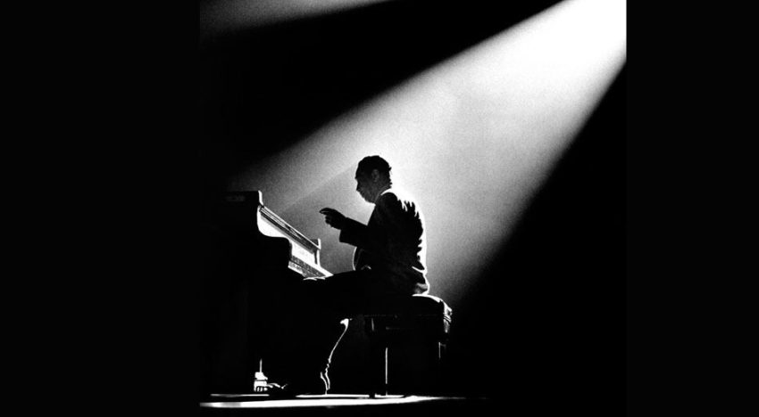 Duke Ellington, el compositor genial que supo contrarrestar la discriminación con música y silencio
