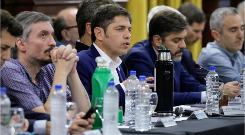 Kicillof acelera una campaña de afiliación en el PJ bonaerense en medio de la discusión interna sobre las PASO