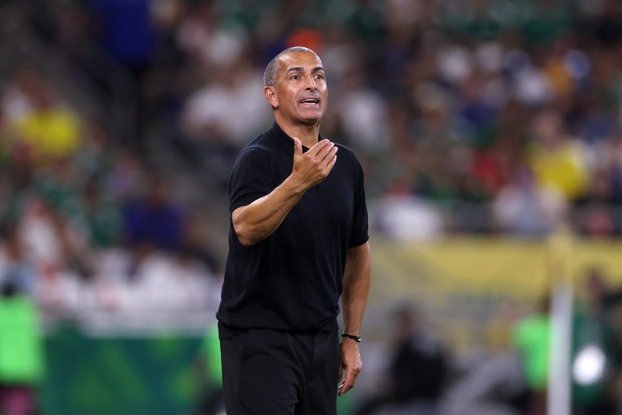 Sabri Lamouchi apenas estuvo en el cargo seis meses y dirigió sólo 5 partidos
