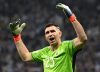Juventus avanza por Dibu Martínez: la oferta millonaria que evalúa Aston Villa