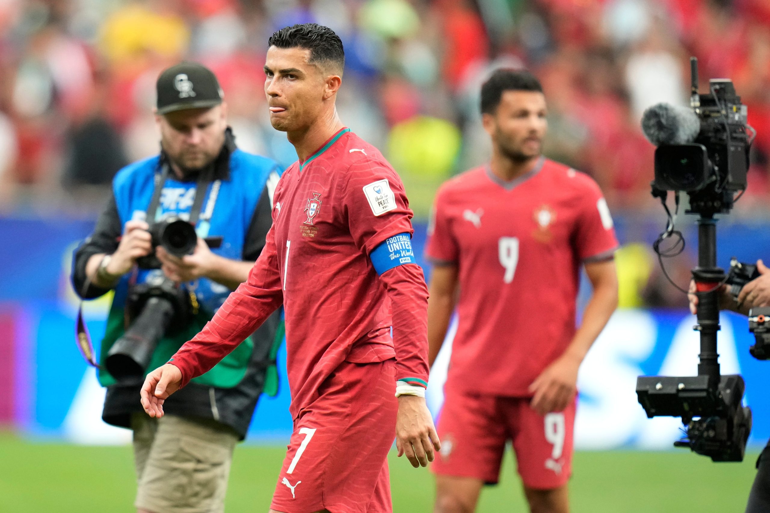 Cristiano Ronaldo colecciona récords, pero mengua su influencia en Portugal: apenas 25 toques en el 1-1 con Congo.