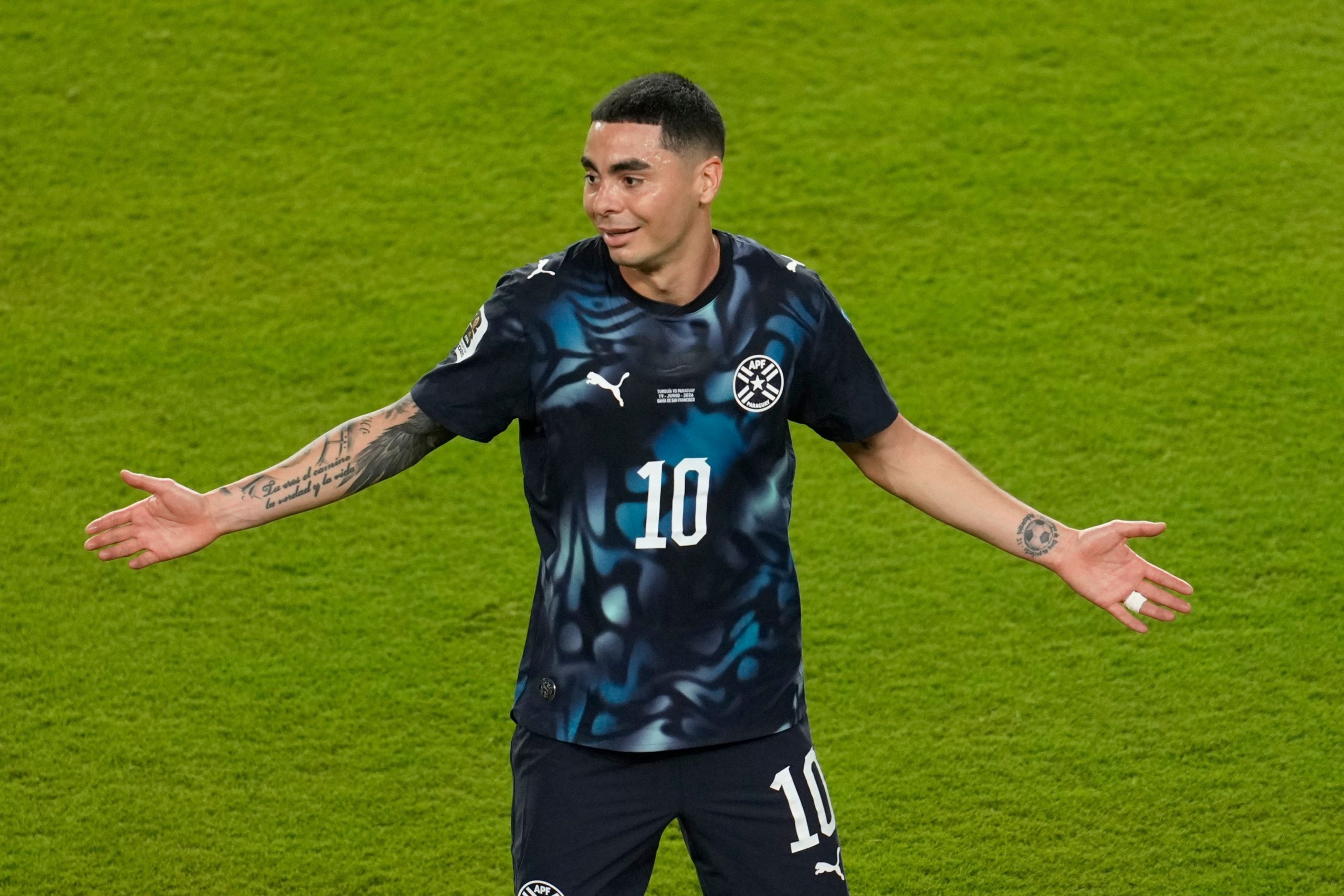 El jugador se lamenta por su expulsión