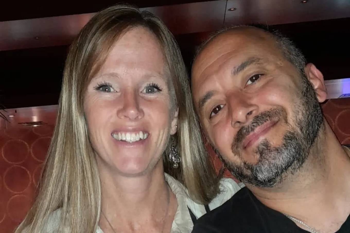 Tracy, junto a su marido argentino en la actualidad.
