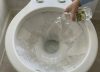 María Fernández, experta en limpieza: “Para sacar el sarro del inodoro, poné papel de cocina en los bordes”