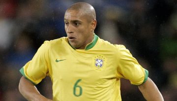 El jugador de Argentina que “encajaría perfecto en la Selección de Brasil”, según Roberto Carlos