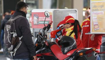 Las estaciones de servicio de Shell se vendieron a un grupo empresario suizo por US$1420 millones