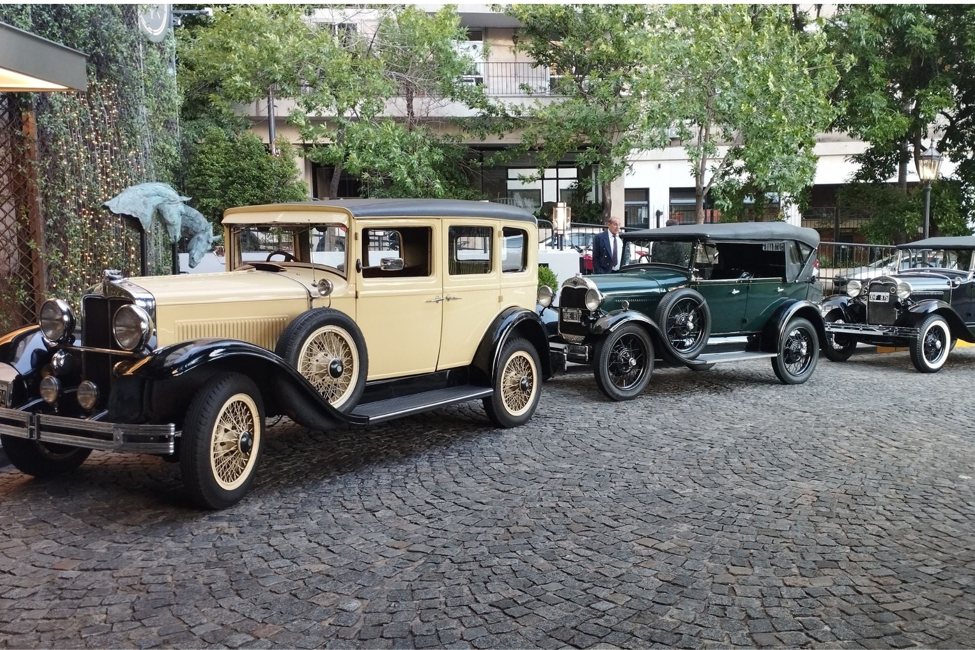 La Hupp Motor Car Company de Detroit creó la marca de automóviles Hupmobile y los fabricó desde 1909 hasta 1939.