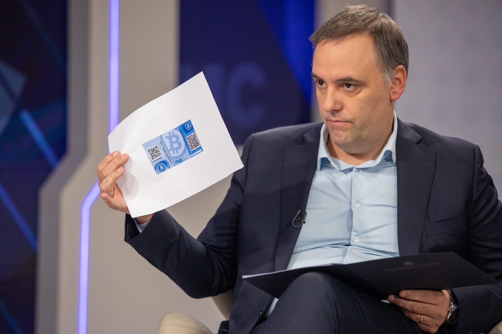 Entrevista de Manuel Adorni en LN+