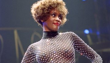 “Se cayó del escenario”: Oprah Winfrey contó un hecho poco conocido de Whitney Houston, en su momento más oscuro