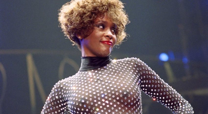 “Se cayó del escenario”: Oprah Winfrey contó un hecho poco conocido de Whitney Houston, en su momento más oscuro