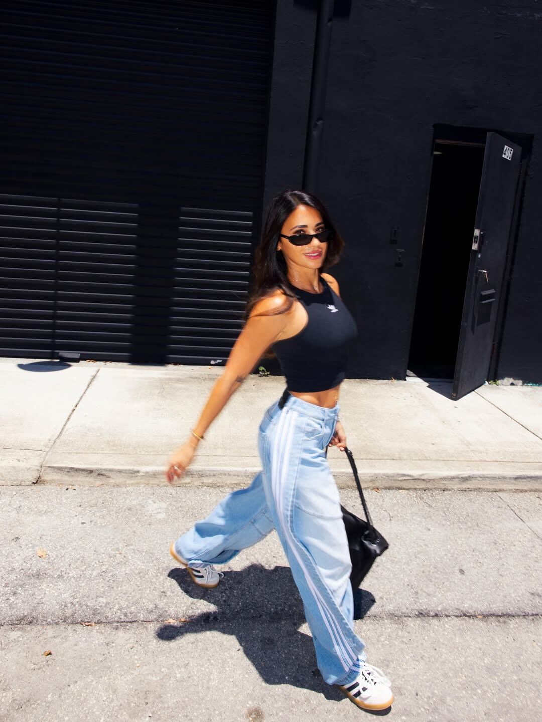 Antonela Roccuzzo y su look streetwear Foto: @antonelaroccuzzo