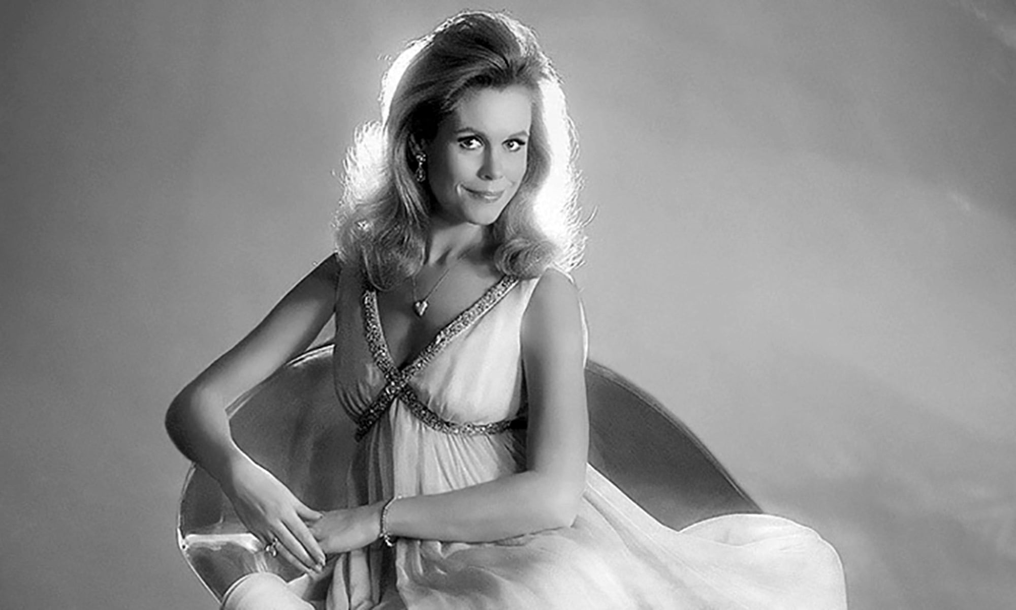 Elizabeth Montgomery tuvo tres hijos, fruto de su matrimonio con el productor de Hechizada, William Asher