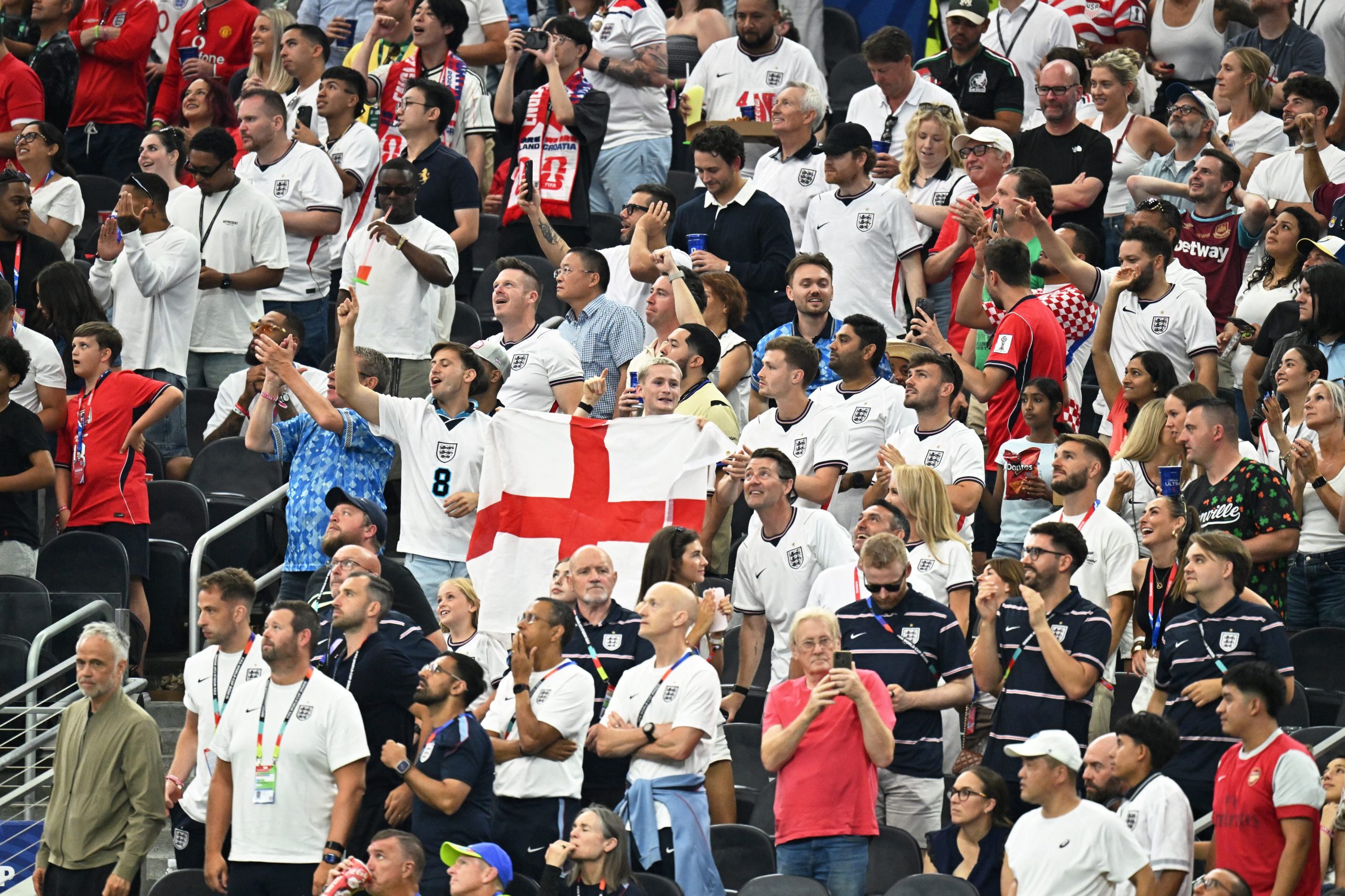 Inglaterra vs Croacia por la fase de grupos del Mundial 2026 del 2026.