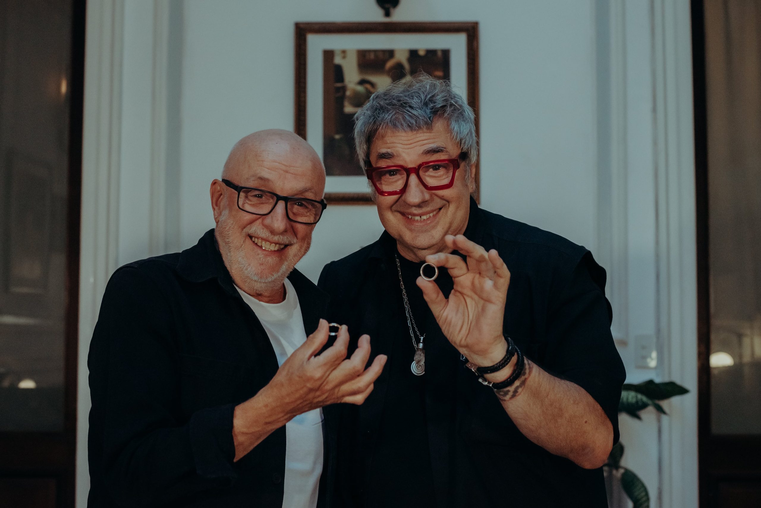 Anillos, todo un símbolo de la unión de esta pareja artística que lleva 35 años de trayectoria