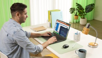 El botón rojo entre la G, la H y la B: la historia del teclado que cambió las laptops, pero que está a punto de morir