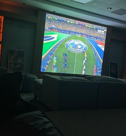 Por qué no juega Neymar en Brasil: el crack mostró desde dónde vio el partido y sorprendió a todos