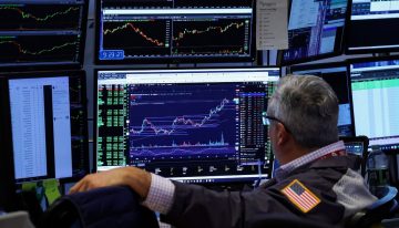 El petróleo retrocede a menos de US$90 en medio de la expectativa por un acuerdo entre EE.UU. e Irán