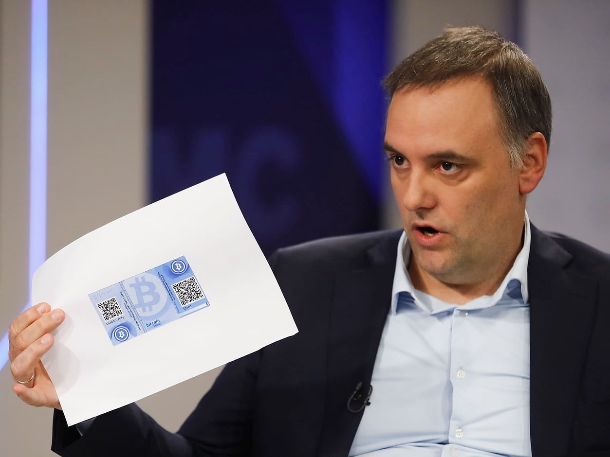 El jefe de Gabinete, Manuel Adorni, admitió haber ocultado 500.000 dólares en su declaración jurada
