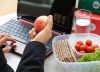 Una pareja reveló cómo hizo para jubilarse a los 30 y 35 años: “Llevamos el almuerzo al trabajo durante 10 años”