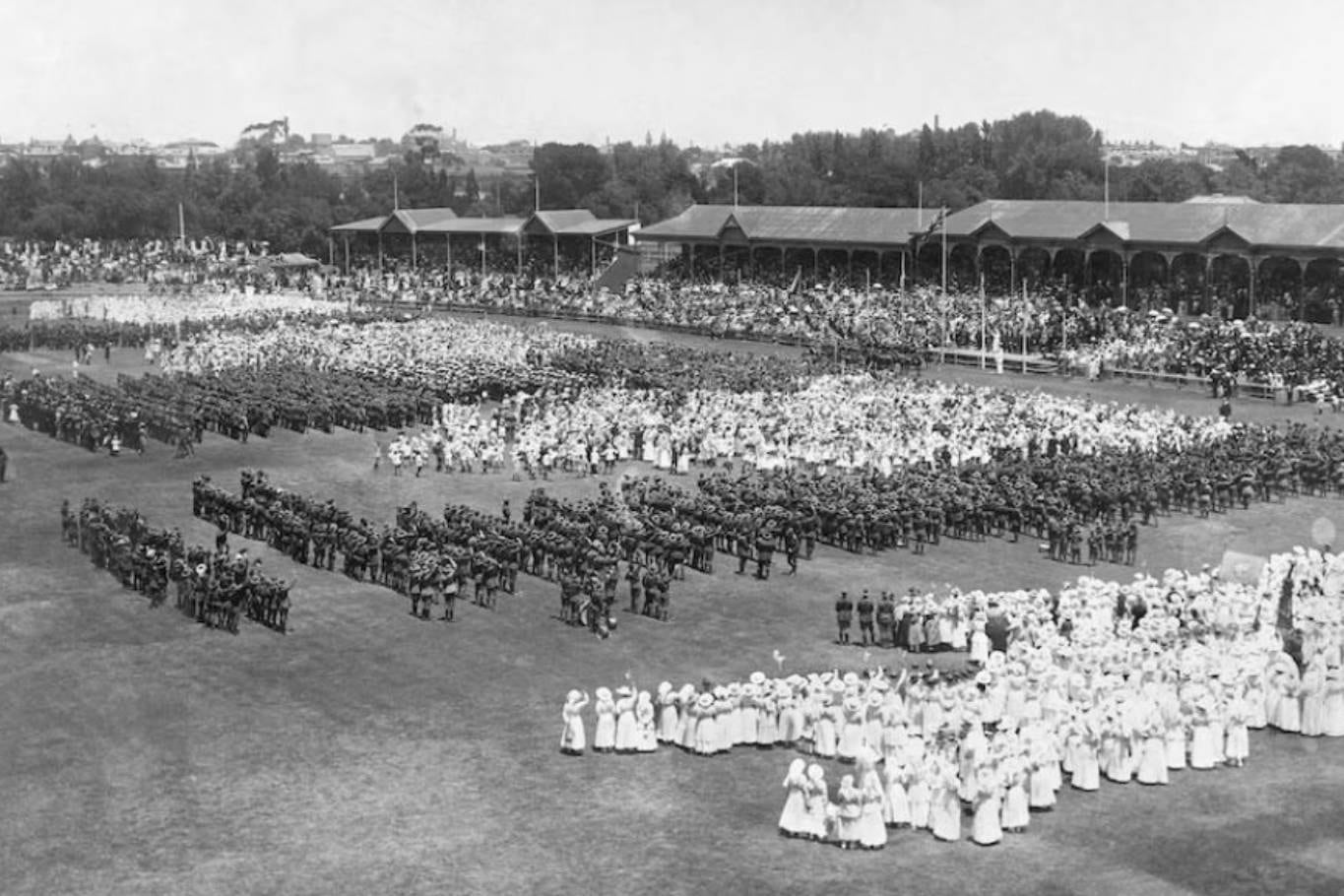 Celebración del fin de la Primera Guerra Mundial en Adelaida, Australia, en noviembre de 1918
