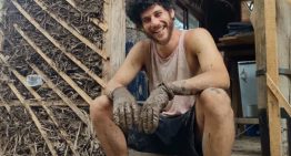 Bioconstrucción, la técnica con la que el hijo de Julián Weich armó su casa sustentable en Córdoba