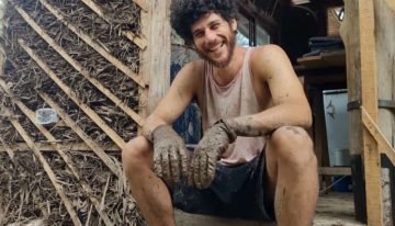 Bioconstrucción, la técnica con la que el hijo de Julián Weich armó su casa sustentable en Córdoba