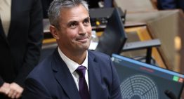 Citan a indagatoria al socio de Martín Menem por un contrato millonario con una obra social intervenida por el Gobierno
