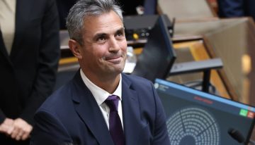 Citan a indagatoria al socio de Martín Menem por un contrato millonario con una obra social intervenida por el Gobierno