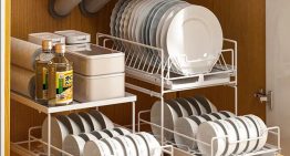Fin del reinado del escurridor de platos sobre la mesada: la tendencia más elegante y que mantiene la cocina más ordenada
