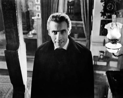 El actor Christopher Lee, conocido por sus interpretaciones de Drácula, entre otros grandes personajes, tenía 17 años cuando presenció la ejecución de Weidmann (Foto: Getty Images)